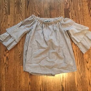 Off the shoulder 3/4 sleeve linen striped top